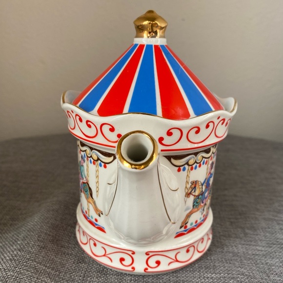 Vintage Sadler Edwardian Entertainment Carousel Teapot - Picture 8 of 9